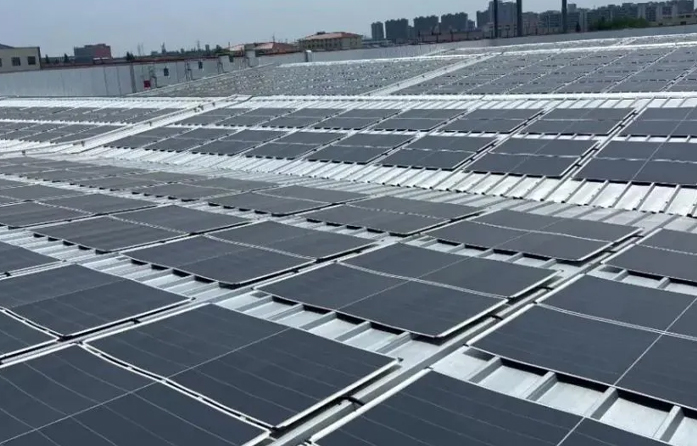  工业彩钢瓦屋顶解决方案-SolarRoof非穿透式